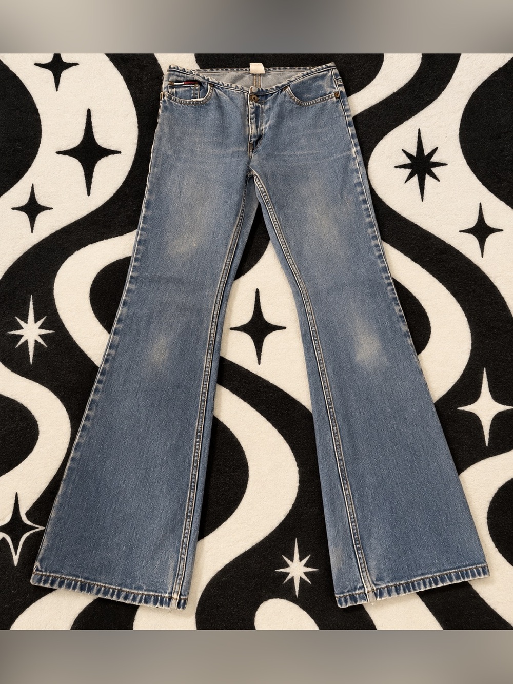 Tommy Jeans 90’s y2k Low Rise Flare Jeans Size 5